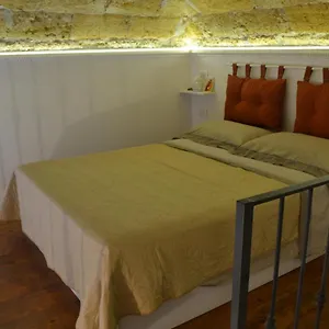 https://casavostra-bellissimo-appartamento-con-giardino.sicilyhotelsitaly.net